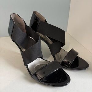 NEW Bandolino Crisscross Straps Open Toe 3” Heel Chic Black Size 10